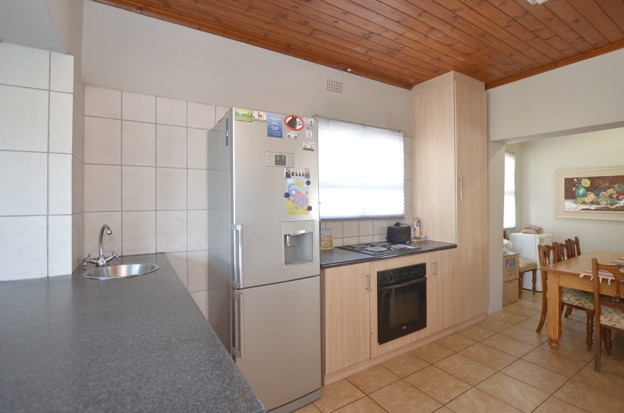 3 Bedroom Property for Sale in Yzerfontein Western Cape